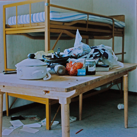 Bedroom / Schlafzimmer, 2002, photography, 25 × 25 cm,
  photo series Jugendherberge Veckerhagen (Kirsten Kötter)