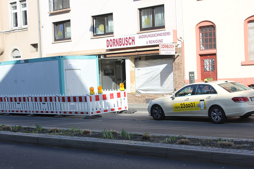 Frankfurt a. M., Am Dornbusch 8, 2021, Dornbusch Änderungsschneiderei u. Reinigung: leer / Umbau, Foto: Kirsten Kötter